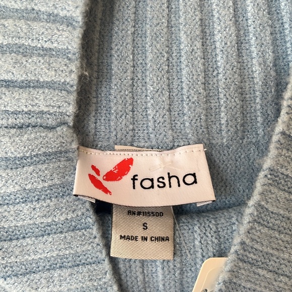 NWT Sky Blue Sweater - Picture 5 of 8